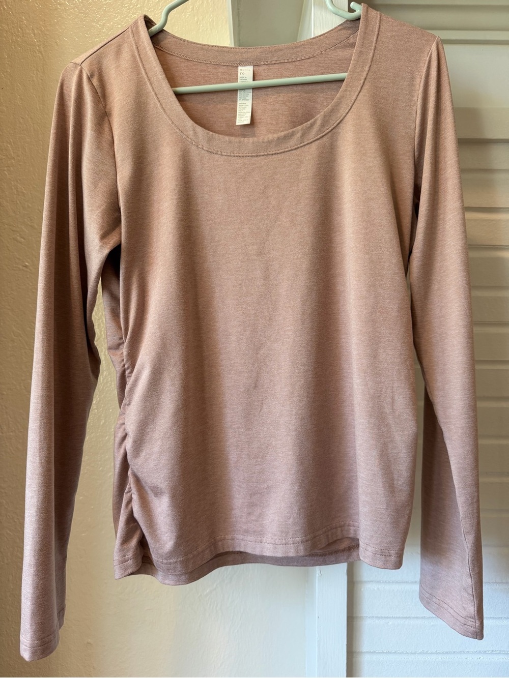 Zella Women’s Long Sleeve Scoop Neck Top Mauve Pink Size Medium